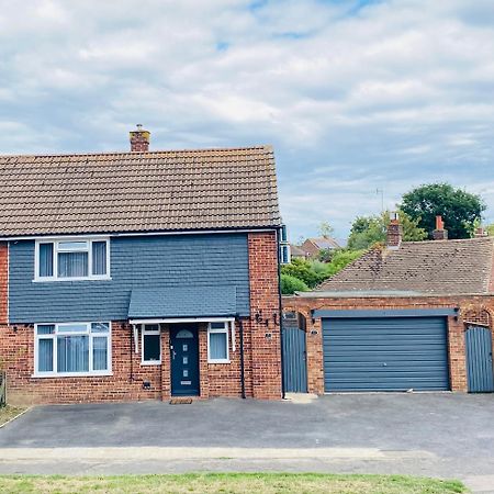Gatwick Studio Horley Exteriör bild